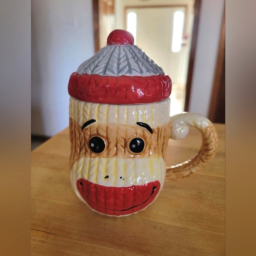 NWOT Sock Monkey mug with lid